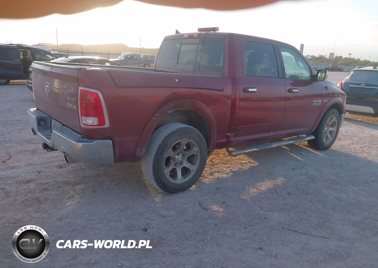 2015 Ram 1500 Laramie VIN:1C6RR7NT4FS711214 - 4