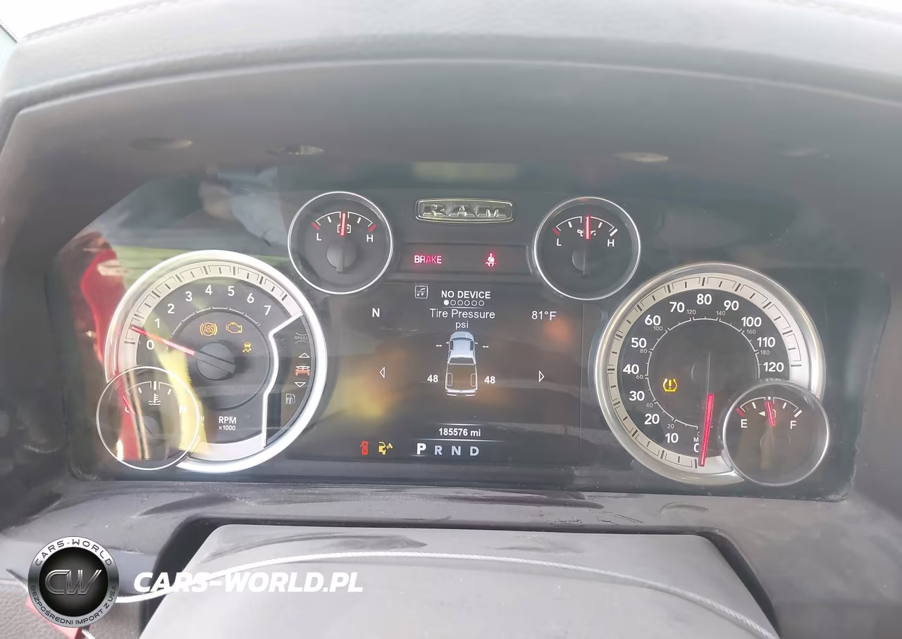 2015 Ram 1500 Laramie VIN:1C6RR7NT4FS711214 - 7
