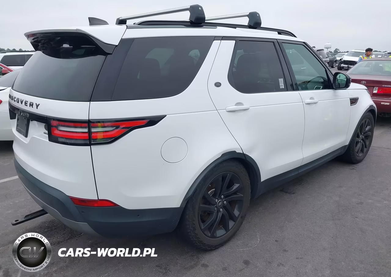 2017 Land Rover Discovery Hse VIN:SALRRBBV7HA046909 - 4