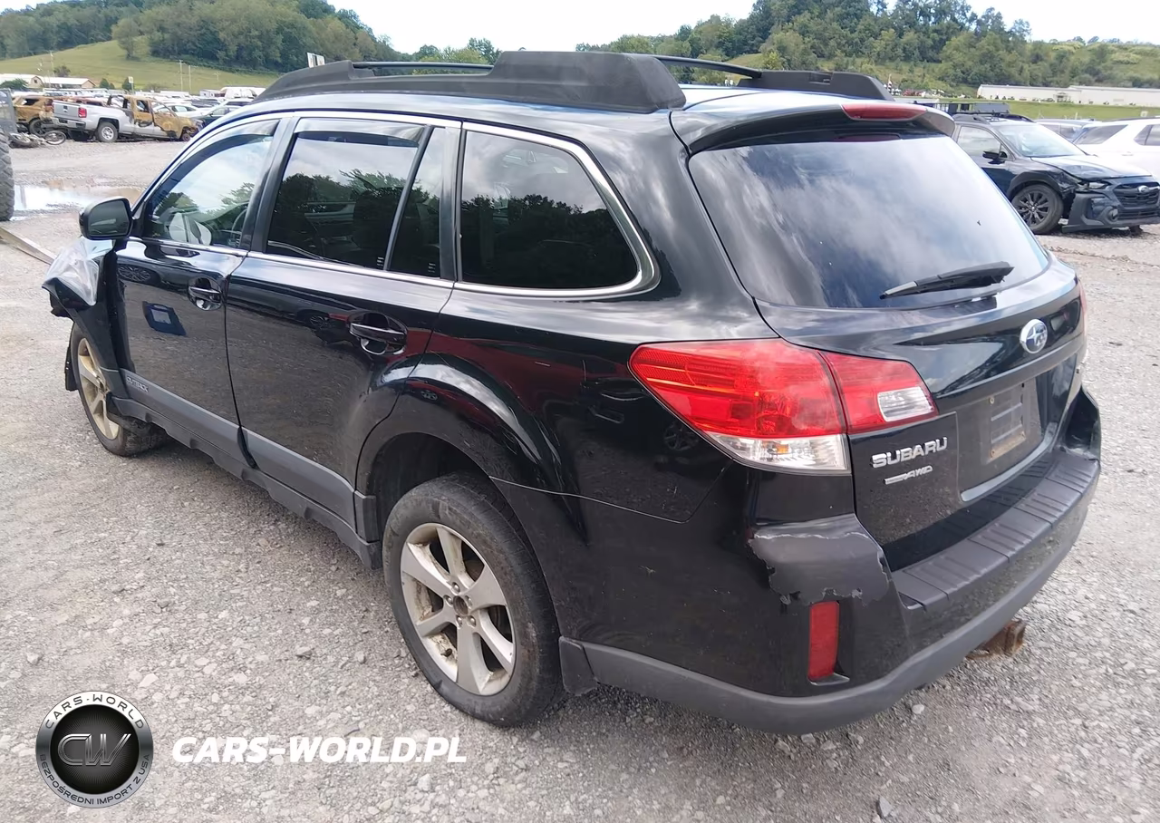 2013 Subaru Outback 2.5I Premium VIN:4S4BRCCC1D3262003 - 3