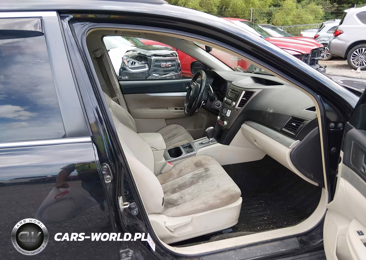 2013 Subaru Outback 2.5I Premium VIN:4S4BRCCC1D3262003 - 5