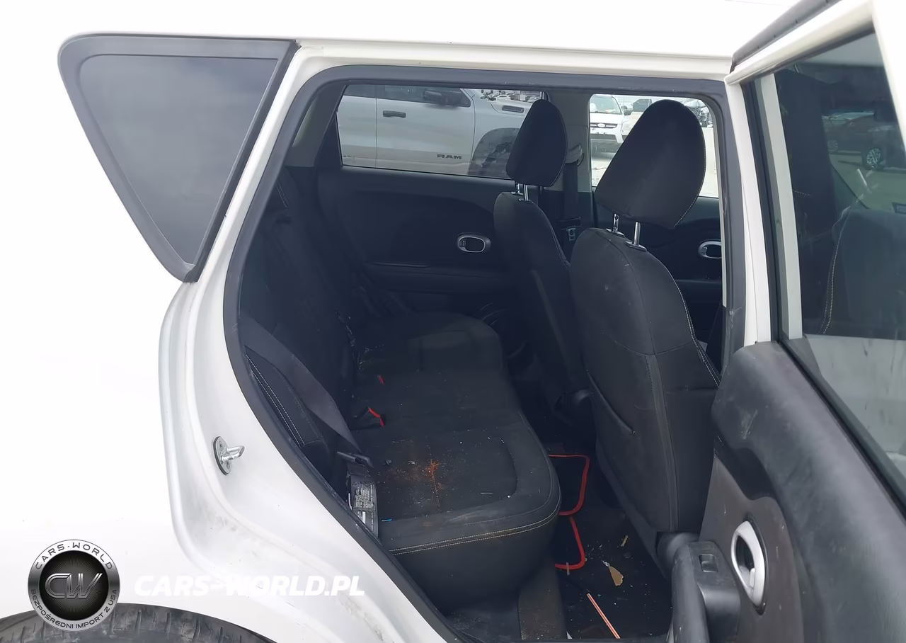 2016 Kia Soul + VIN:KNDJP3A56G7250131 - 8