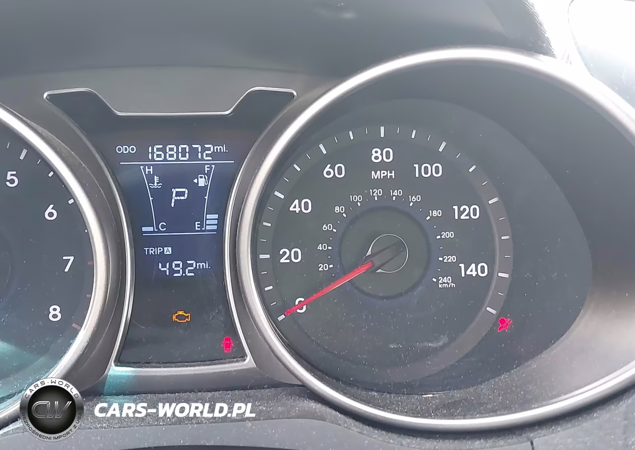 2014 Hyundai Veloster Base W-Black VIN:KMHTC6AD9EU218250 - 7