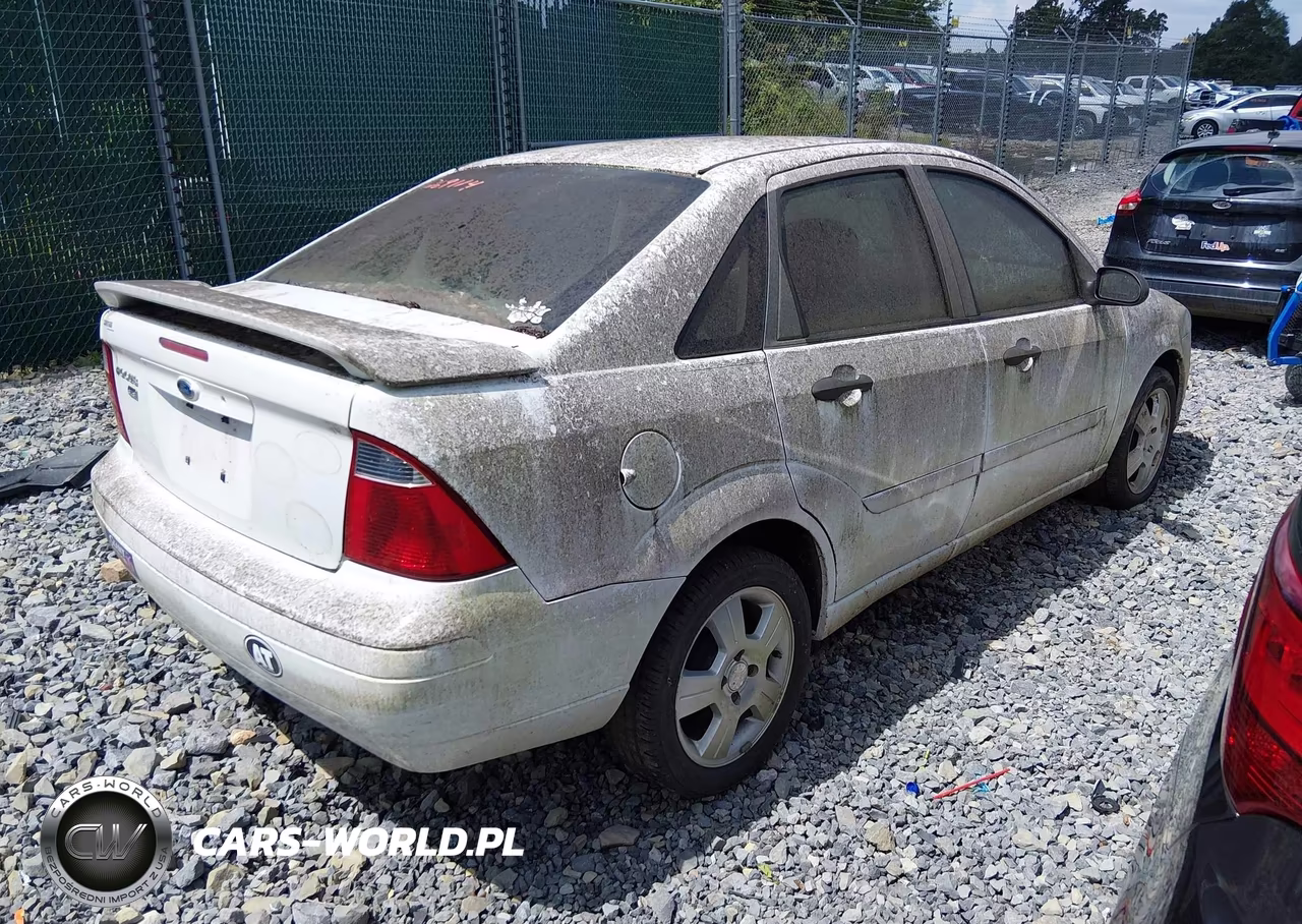 2007 Ford Focus S-Se-Ses VIN:1FAHP34N57W269114 - 4