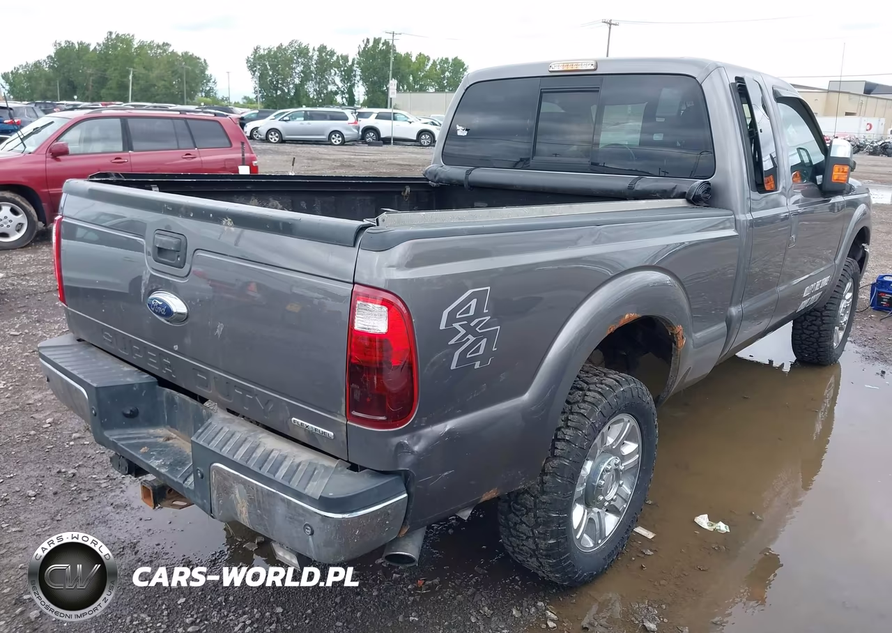 2013 Ford Super Duty F-250 Srw Lariat VIN:1FT7X2B67DEA90148 - 4