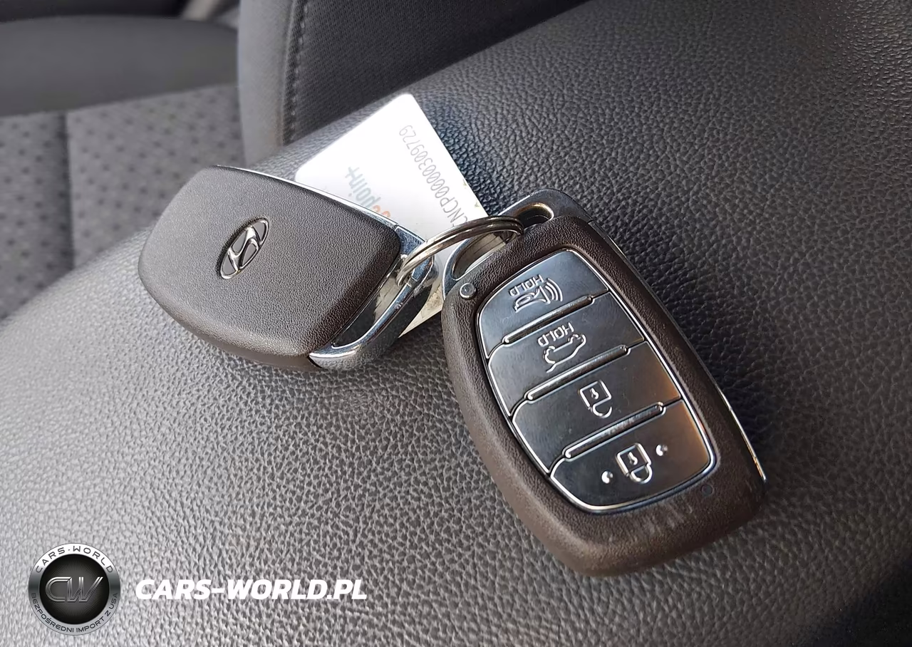 2019 Hyundai Ioniq Plug-In Hybrid VIN:KMHC65LD8KU156558 - 11