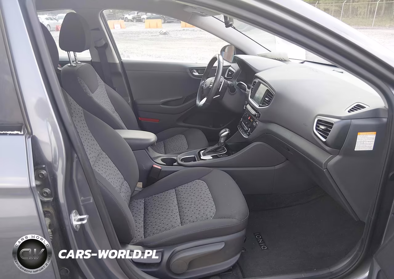 2019 Hyundai Ioniq Plug-In Hybrid VIN:KMHC65LD8KU156558 - 5