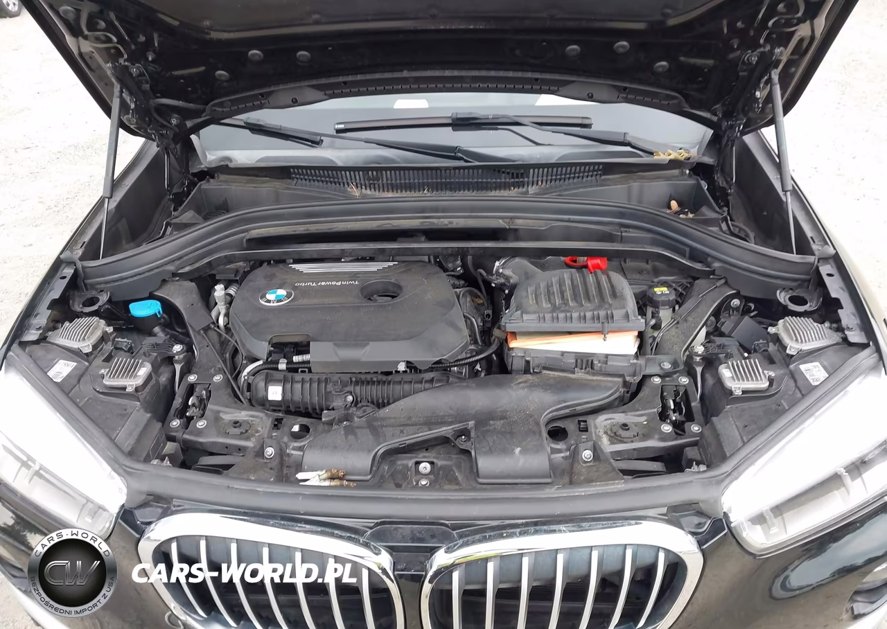 2017 BMW X1 xDrive28I VIN:WBXHT3Z35H4A56275 - 10