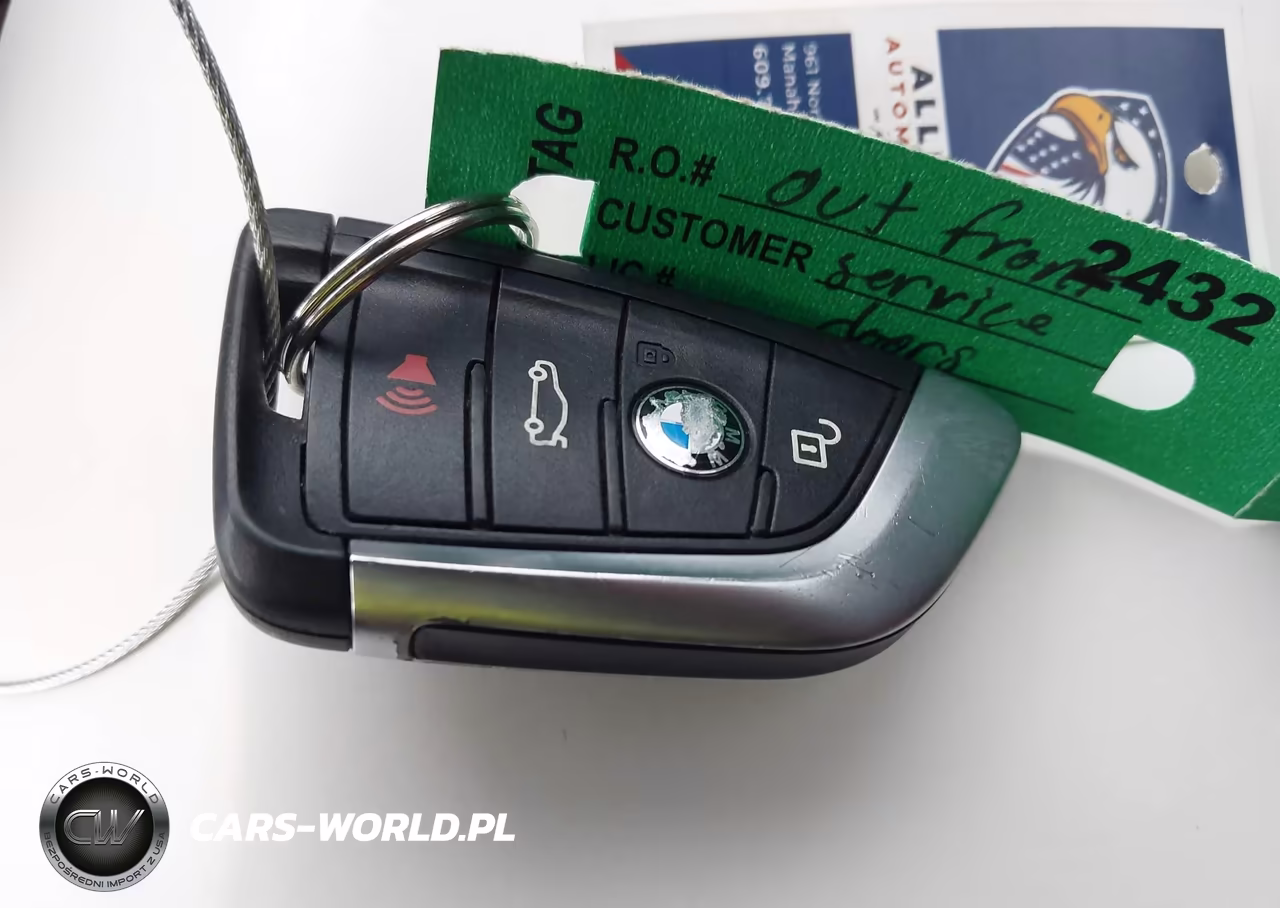2017 BMW X1 xDrive28I VIN:WBXHT3Z35H4A56275 - 11