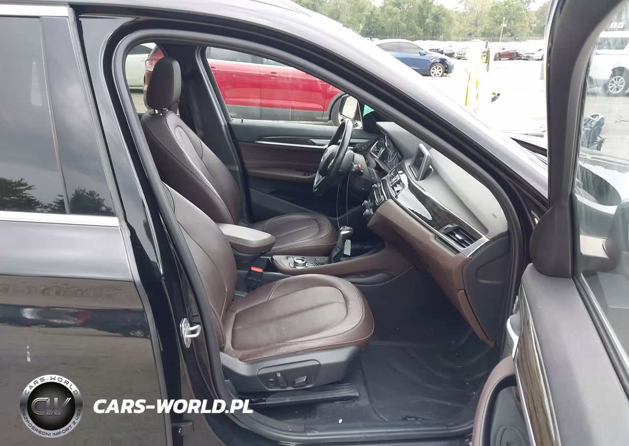 2017 BMW X1 xDrive28I VIN:WBXHT3Z35H4A56275 - 5