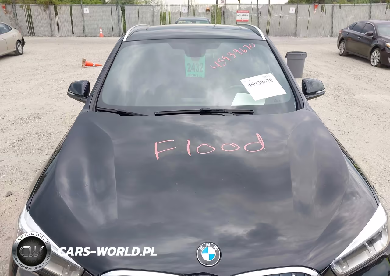 2017 BMW X1 xDrive28I VIN:WBXHT3Z35H4A56275 - 6