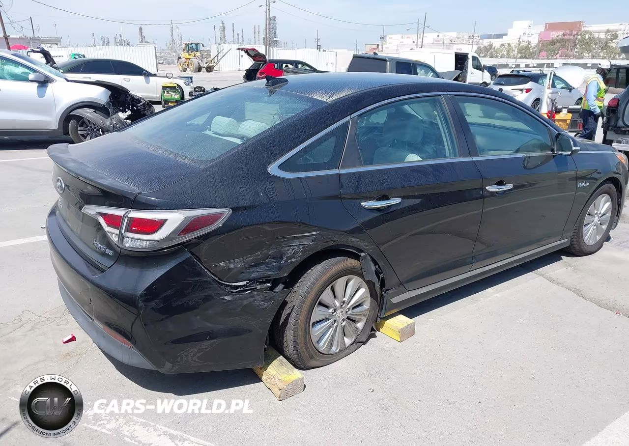 2016 Hyundai Sonata Hybrid Se VIN:KMHE24L16GA028994 - 4