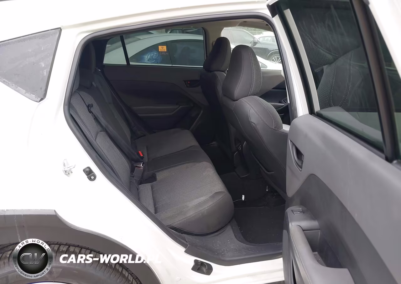 2024 Subaru Crosstrek Premium VIN:JF2GUADC2RH914148 - 8