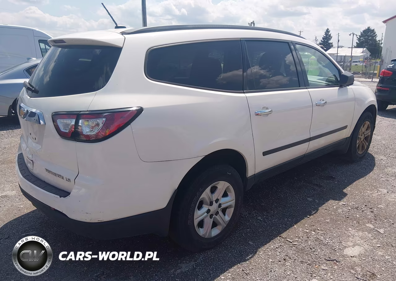 2015 Chevrolet Traverse Ls VIN:1GNKRFKD5FJ245923 - 4