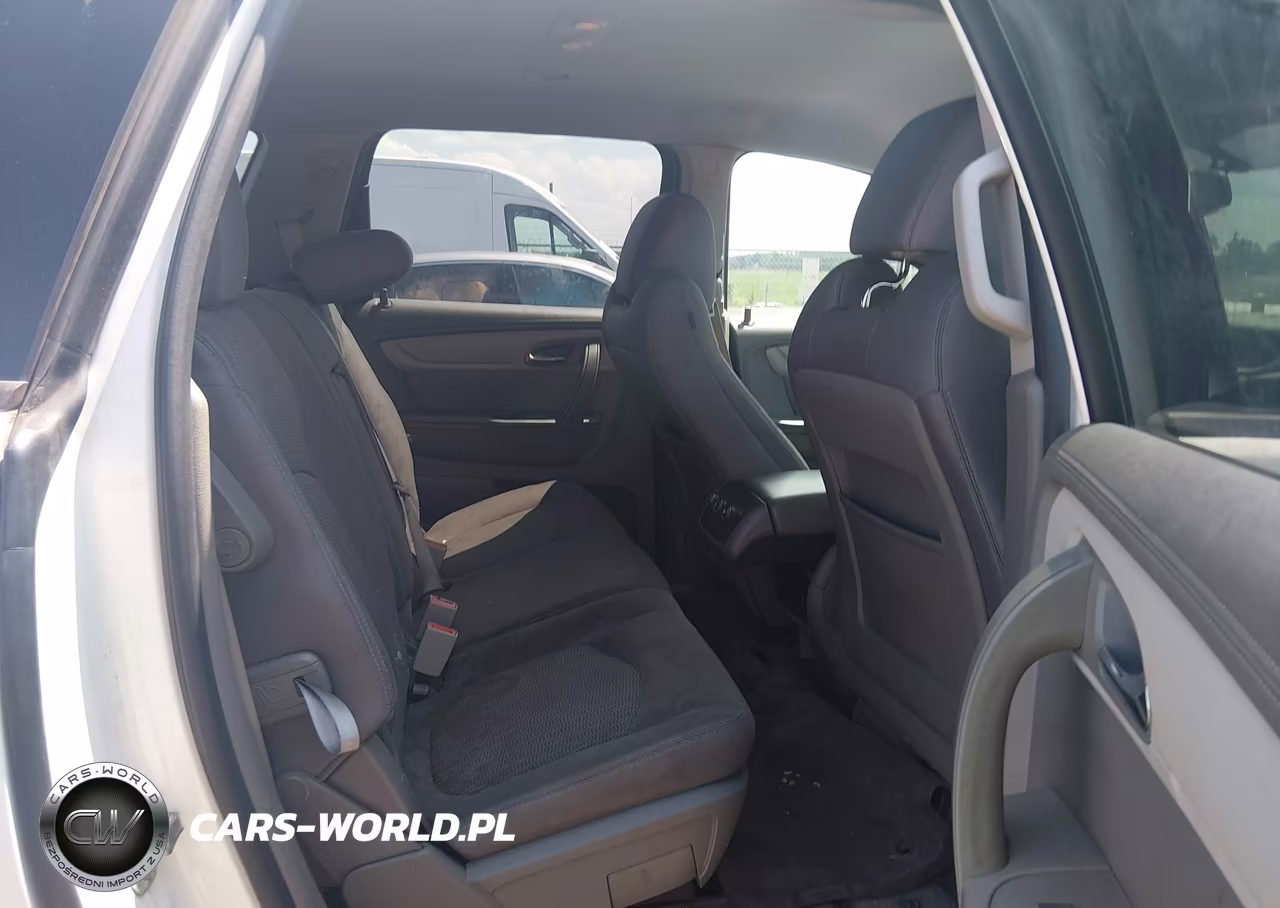 2015 Chevrolet Traverse Ls VIN:1GNKRFKD5FJ245923 - 8