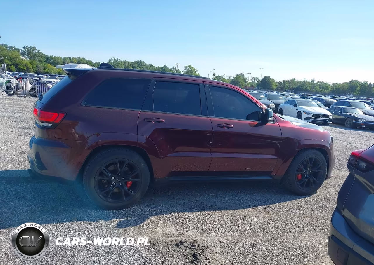 2017 Jeep Grand Cherokee Srt VIN:1C4RJFDJ7HC815915 - 13