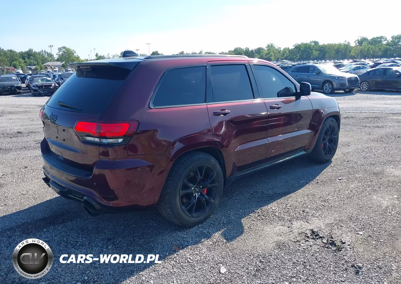 2017 Jeep Grand Cherokee Srt VIN:1C4RJFDJ7HC815915 - 4