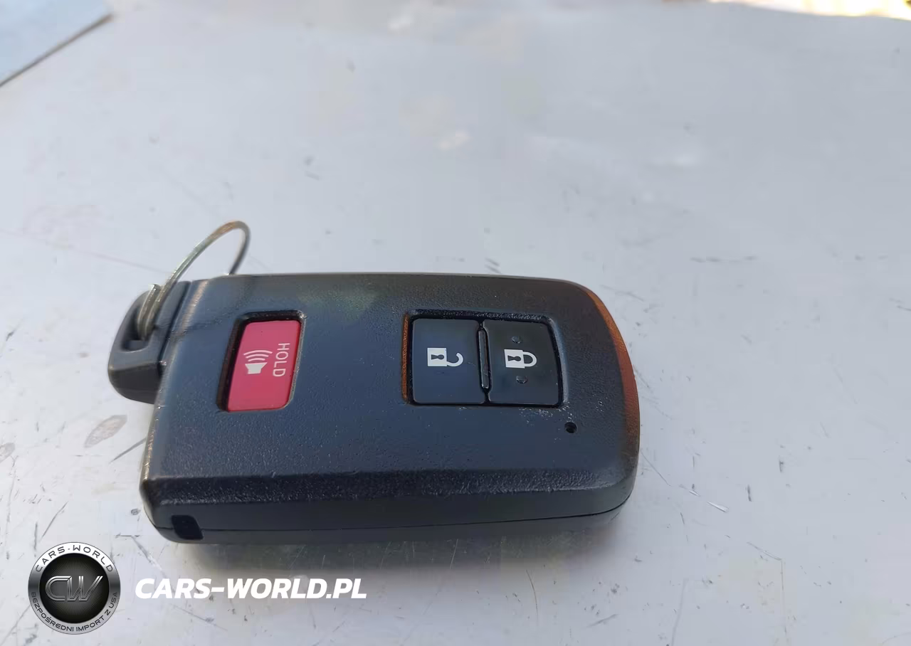 2014 Toyota Prius C Four VIN:JTDKDTB34E1078014 - 11