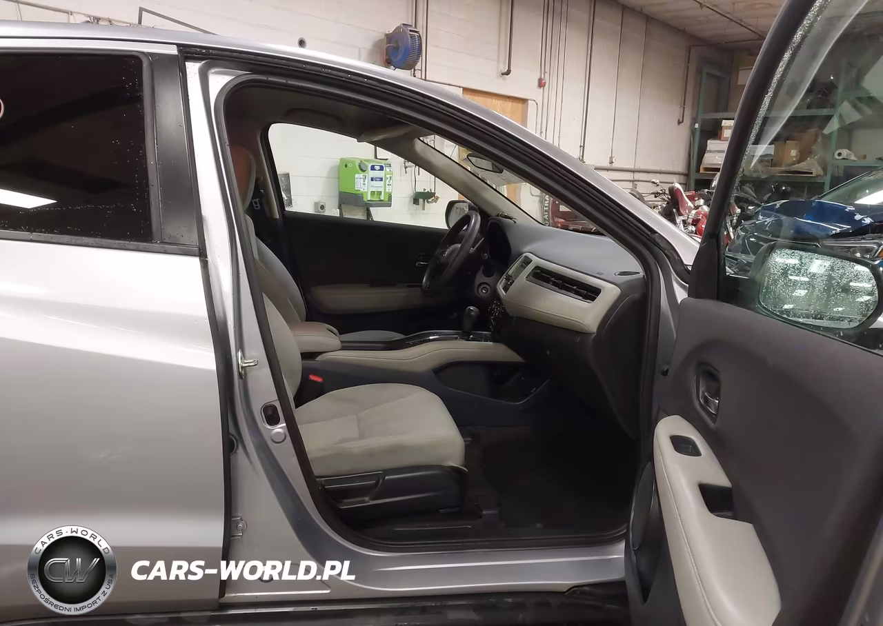 2019 Honda Hr-V Lx VIN:3CZRU6H38KG716845 - 5