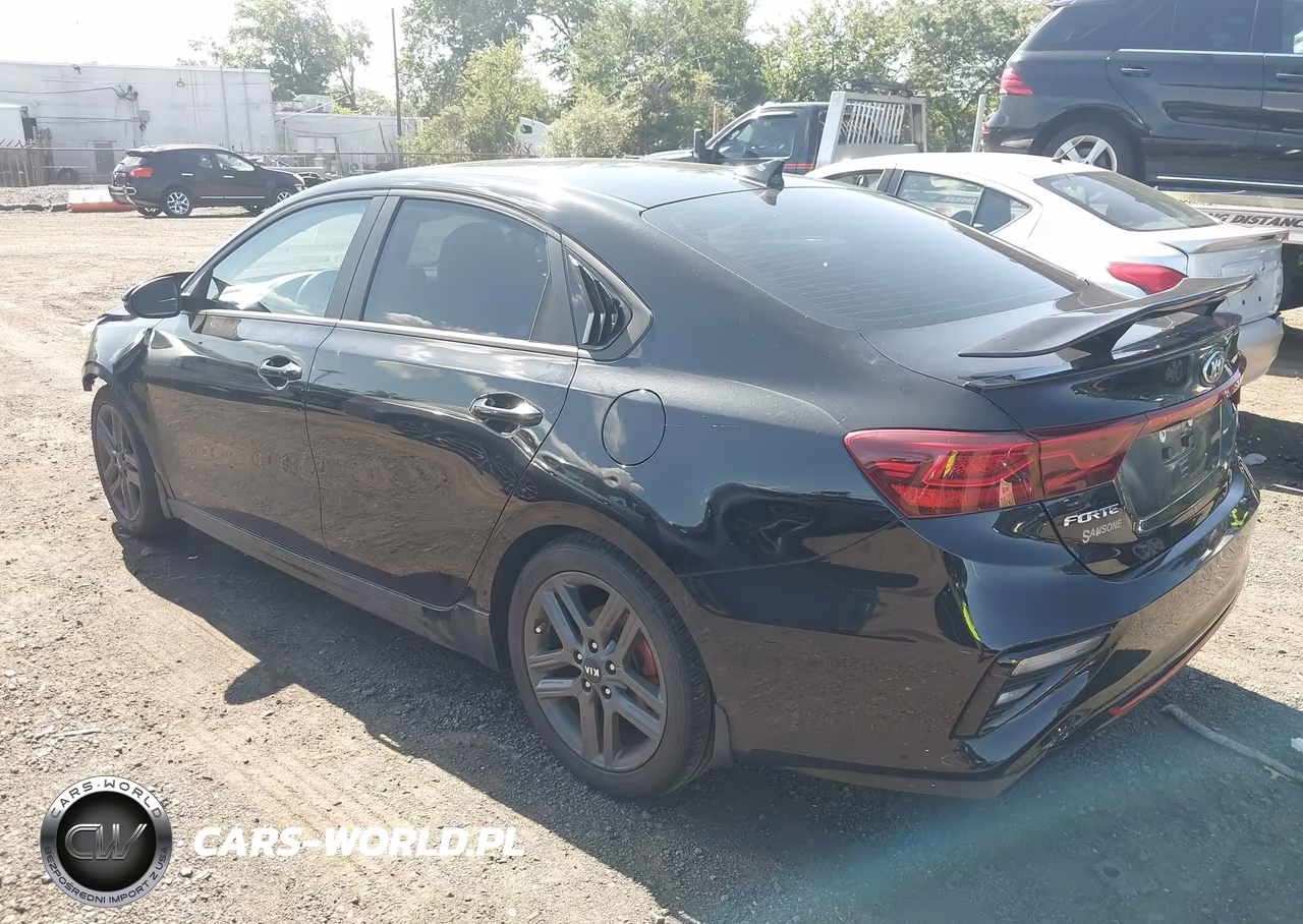 2021 Kia Forte Gt-Line VIN:3KPF34AD9ME331778 - 3