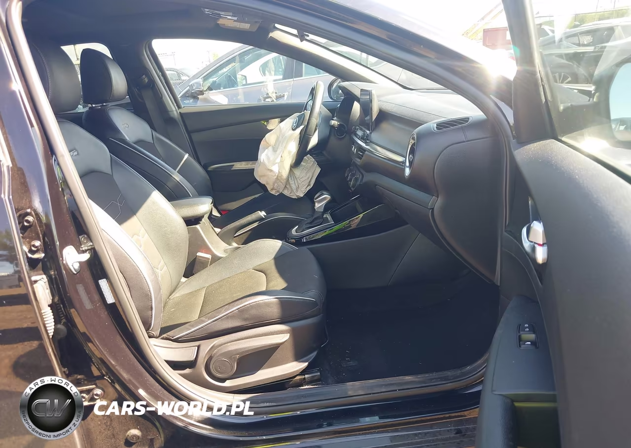 2021 Kia Forte Gt-Line VIN:3KPF34AD9ME331778 - 5
