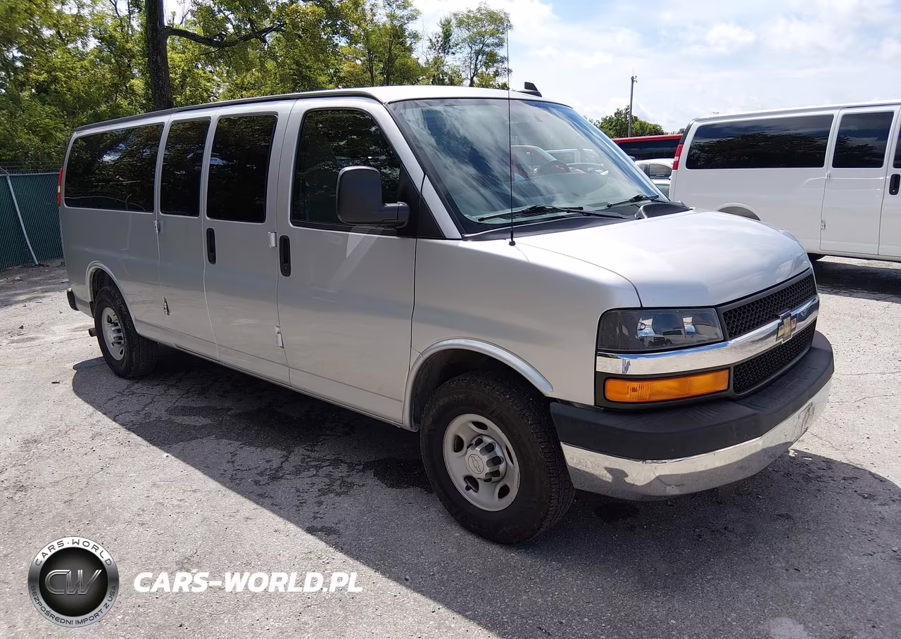 2016 Chevrolet Express 3500 Ls