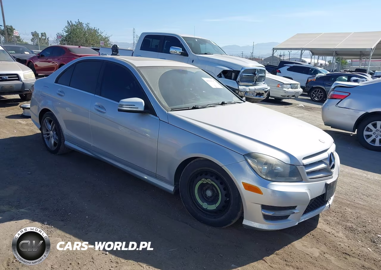 2013 Mercedes-Benz C 250 Sport – zdjęcie 1 z 12