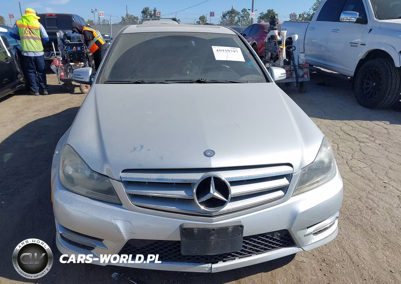 2013 Mercedes-Benz C 250 Sport VIN:WDDGF4HB1DR259467 - 6