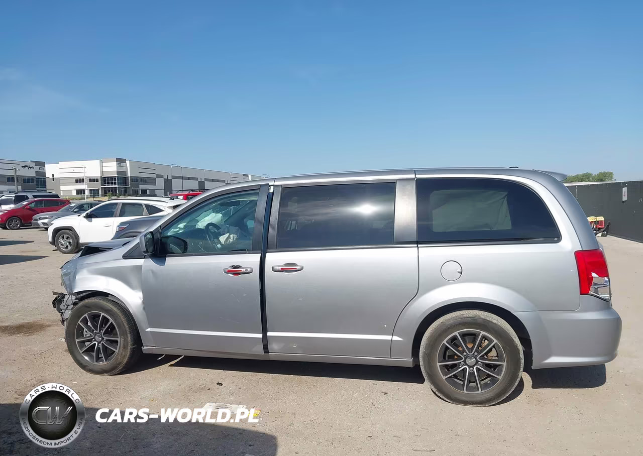 2019 Dodge Grand Caravan Gt VIN:2C4RDGEG4KR658813 - 14