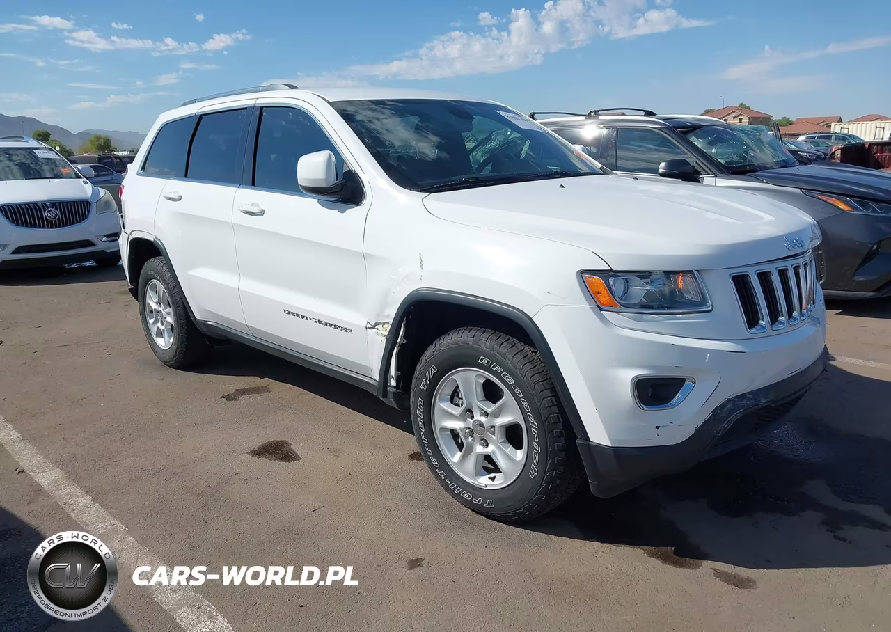 2015 Jeep Grand Cherokee Laredo VIN:1C4RJEAG6FC826243 - 1