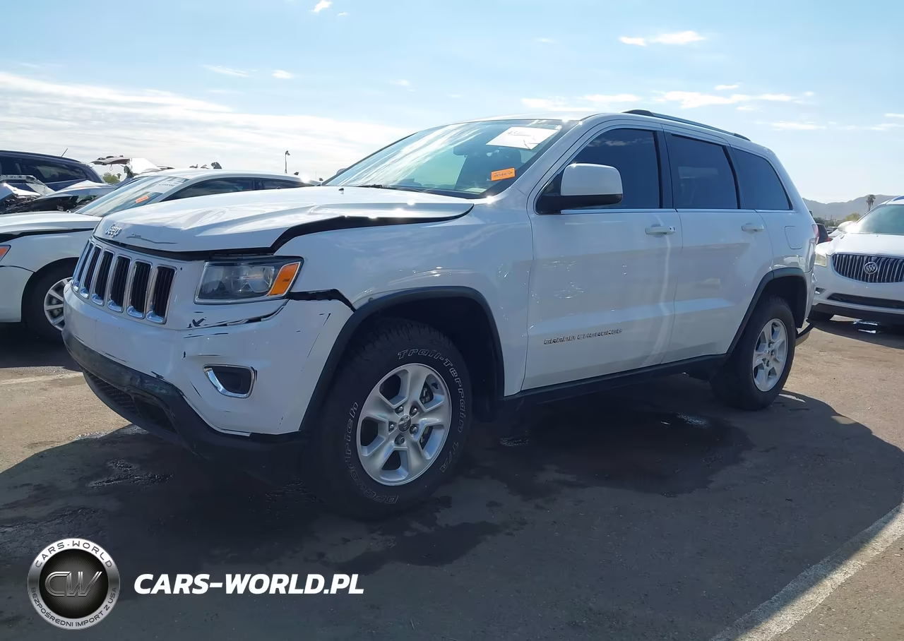 2015 Jeep Grand Cherokee Laredo VIN:1C4RJEAG6FC826243 - 2