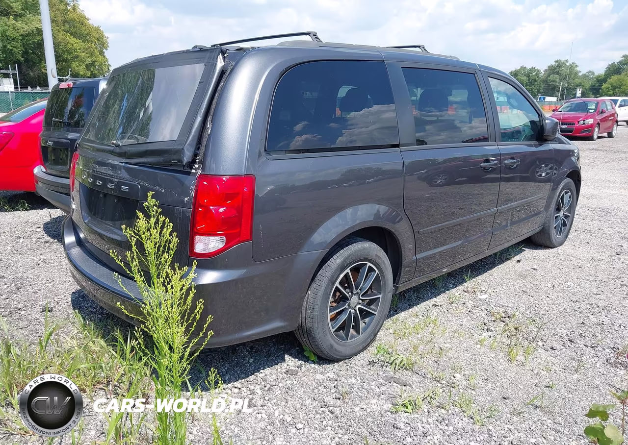 2017 Dodge Grand Caravan Se Plus VIN:2C4RDGBG1HR849523 - 4