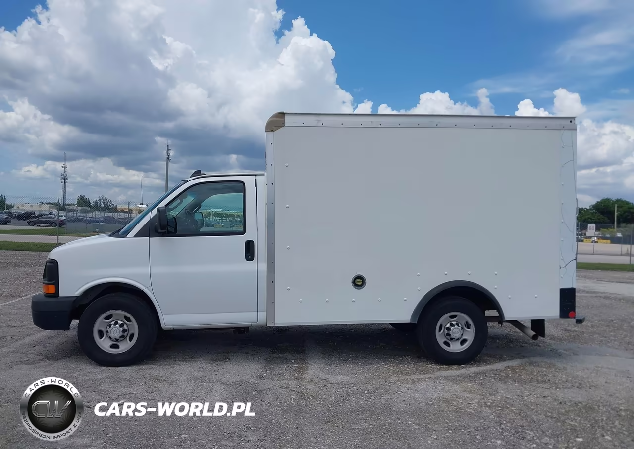 2016 Chevrolet Express Cutaway 3500 VIN:1GB0GRFG5G1309167 - 14