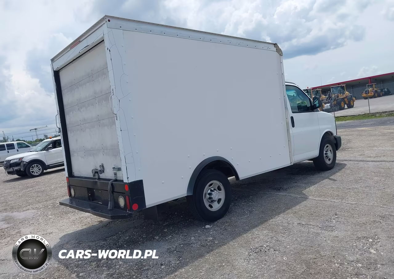 2016 Chevrolet Express Cutaway 3500 VIN:1GB0GRFG5G1309167 - 4