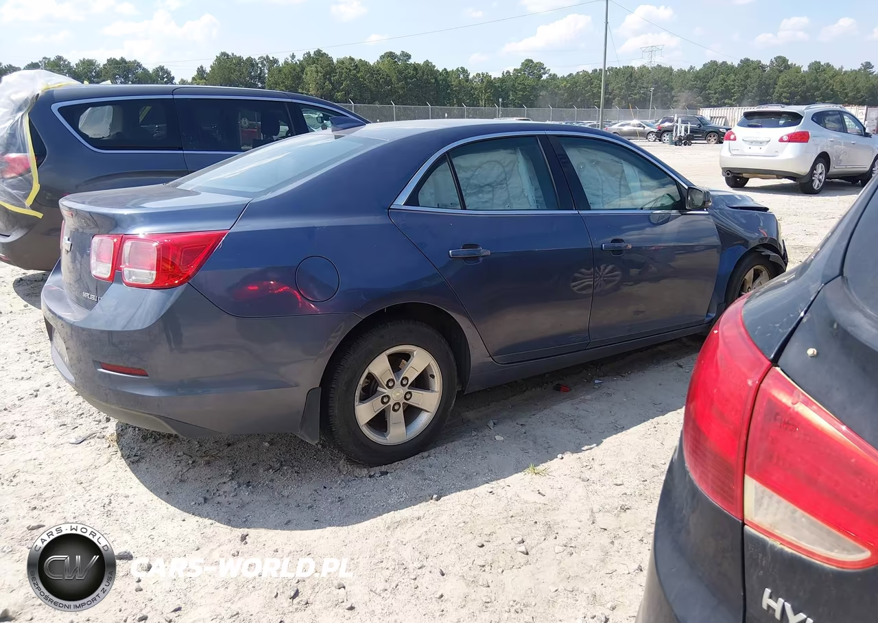 2015 Chevrolet Malibu 1Lt VIN:1G11C5SL0FF242866 - 4