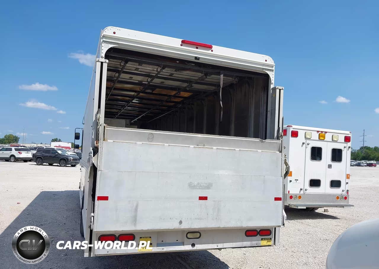2015 Ford F-59 Commercial Stripped VIN:1F66F5KY4F0A04668 - 16