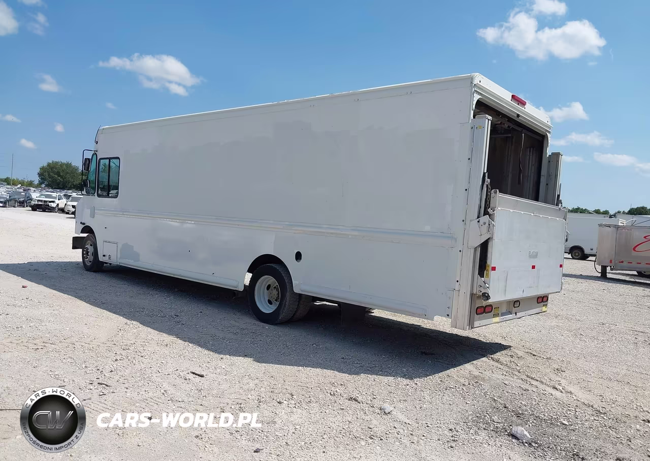 2015 Ford F-59 Commercial Stripped VIN:1F66F5KY4F0A04668 - 3