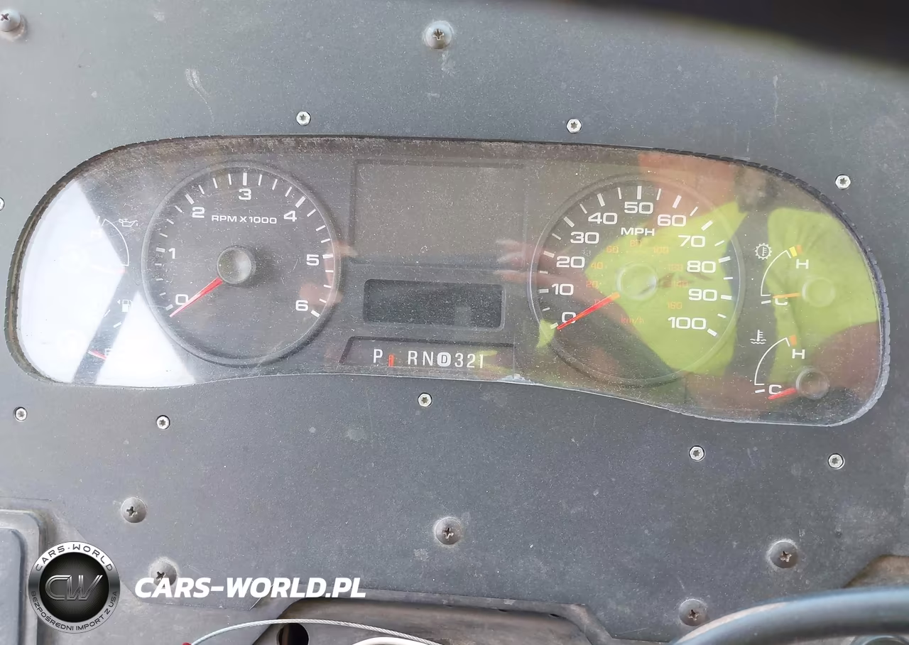 2015 Ford F-59 Commercial Stripped VIN:1F66F5KY4F0A04668 - 5