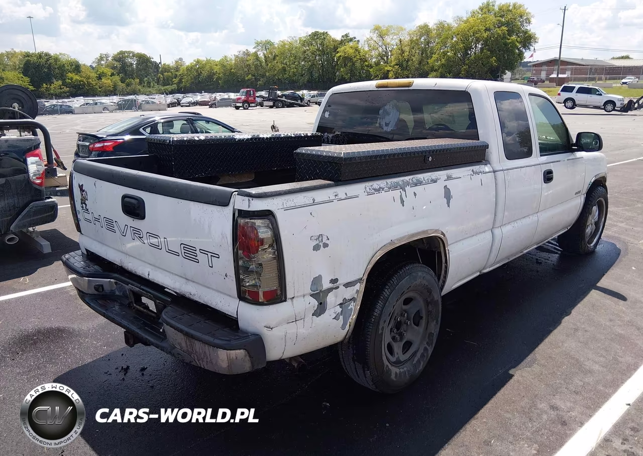 2002 Chevrolet Silverado 1500 VIN:2GCEC19W321393087 - 4