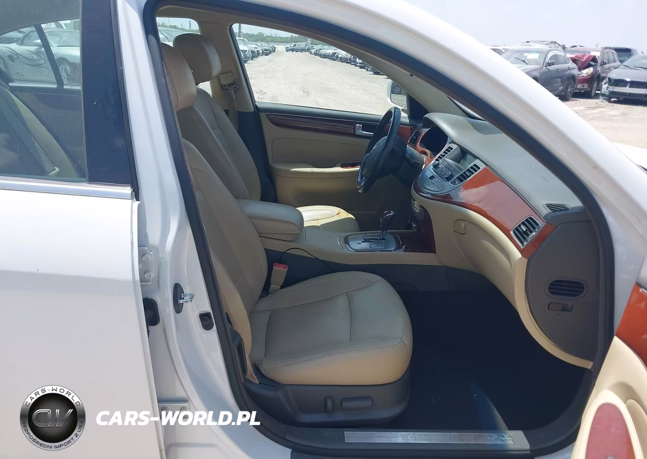2013 Hyundai Genesis 3.8 VIN:KMHGC4DD0DU243991 - 5