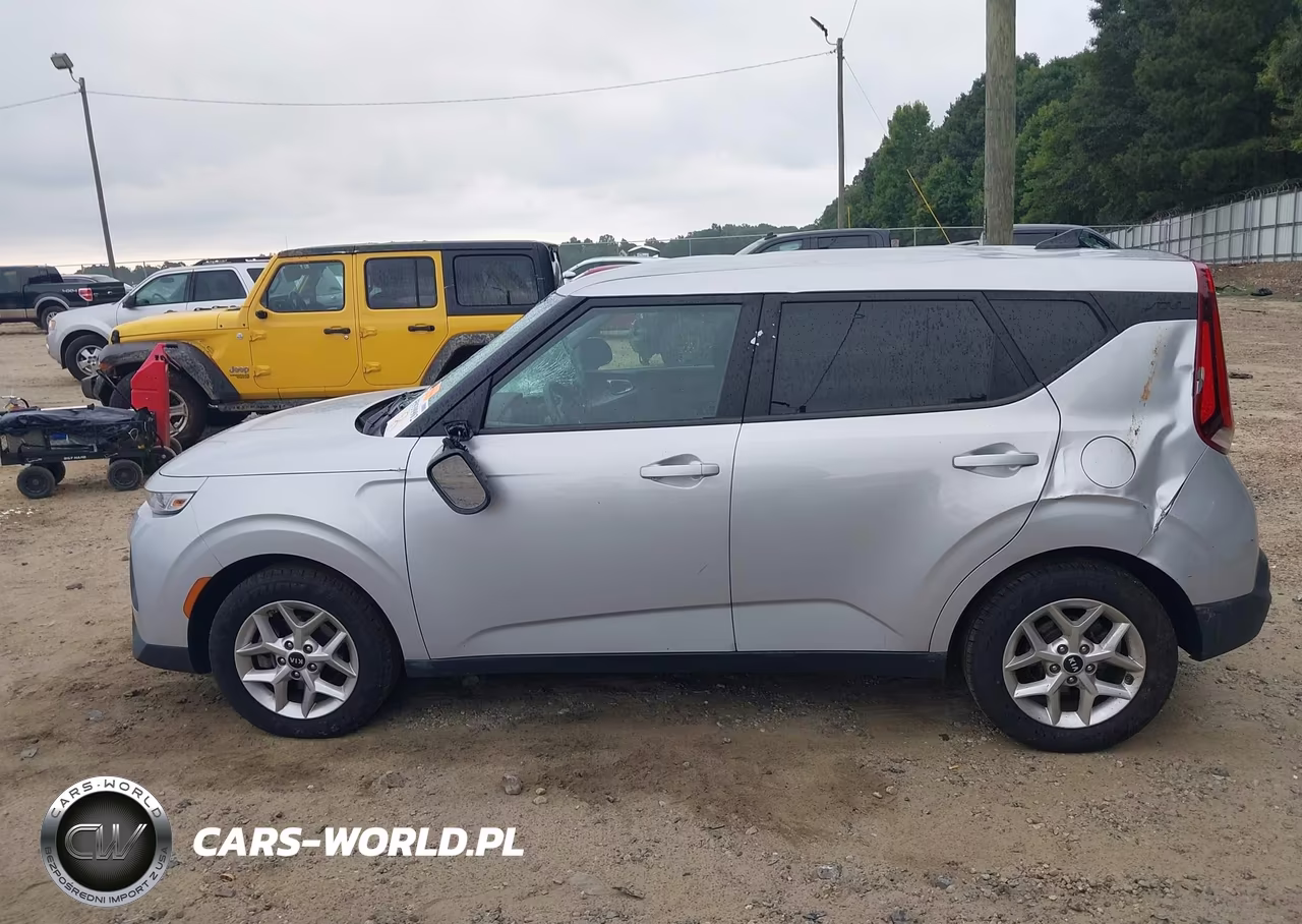 2020 Kia Soul S VIN:KNDJ23AU6L7038958 - 14