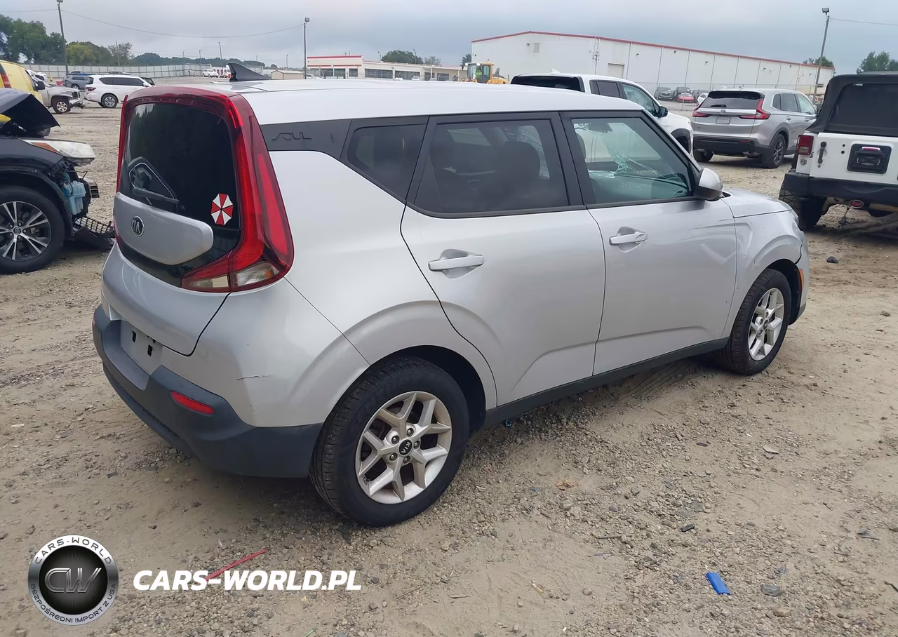 2020 Kia Soul S VIN:KNDJ23AU6L7038958 - 4
