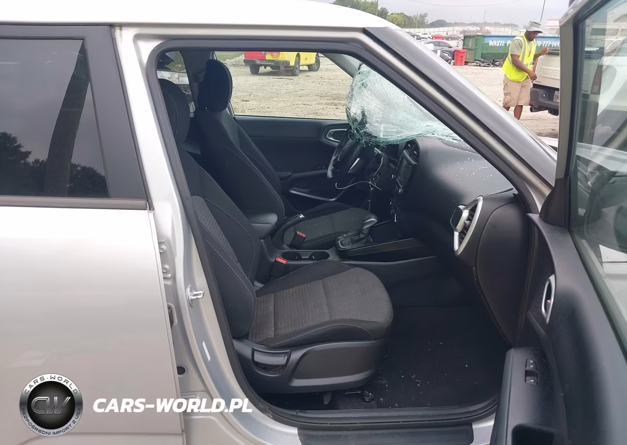 2020 Kia Soul S VIN:KNDJ23AU6L7038958 - 5