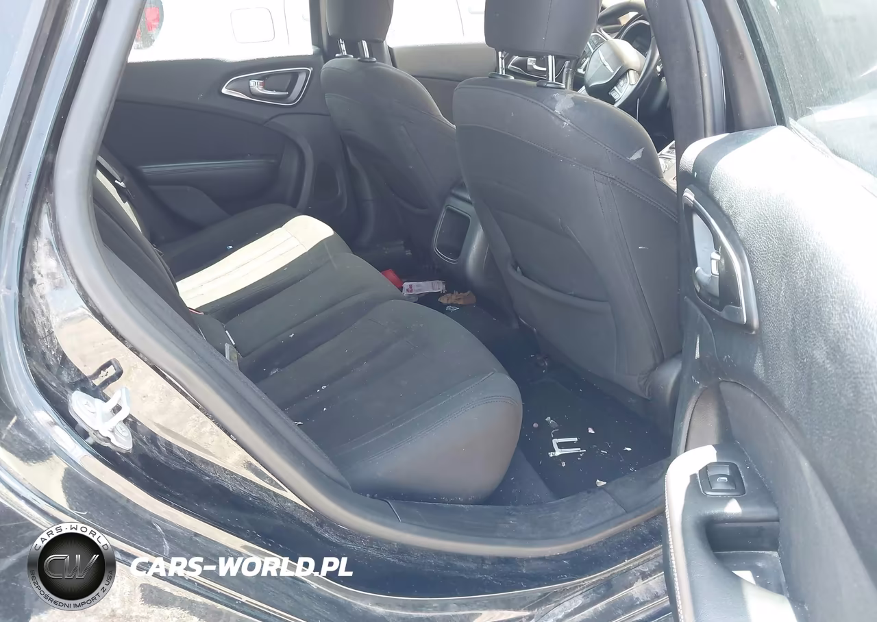 2015 Chrysler 200 Limited VIN:1C3CCCAB3FN677579 - 8