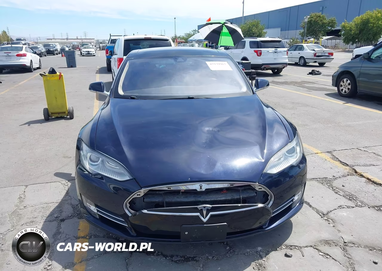 2014 Tesla Model S P85 VIN:5YJSA1H15EFP54030 - 12