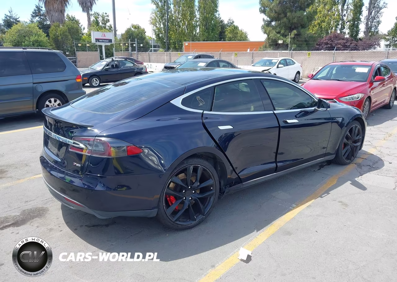 2014 Tesla Model S P85 VIN:5YJSA1H15EFP54030 - 4
