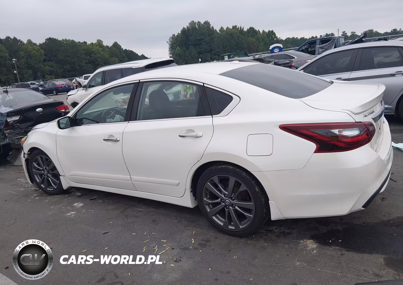 2018 Nissan Altima 2.5 Sr VIN:1N4AL3AP5JC241471 - 14