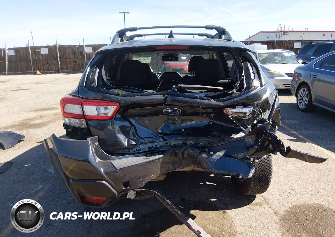 2018 Subaru Crosstrek 2.0I Premium VIN:JF2GTABC6J8205555 - 17