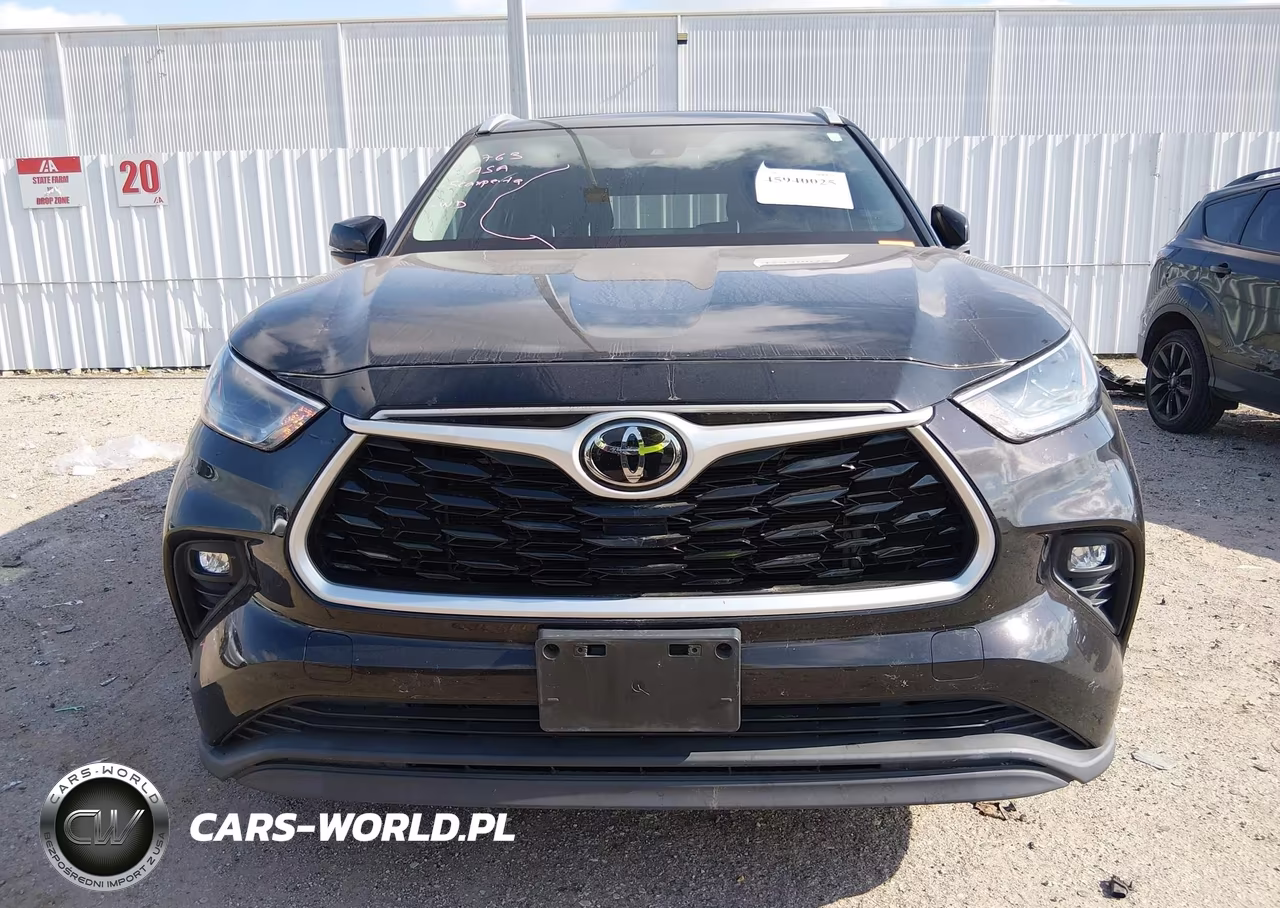 2022 Toyota Highlander Xle VIN:5TDGZRAH0NS130152 - 13
