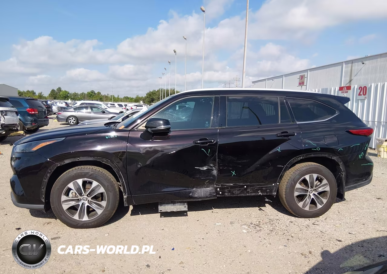 2022 Toyota Highlander Xle VIN:5TDGZRAH0NS130152 - 15